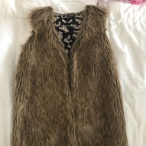 Fur long vest